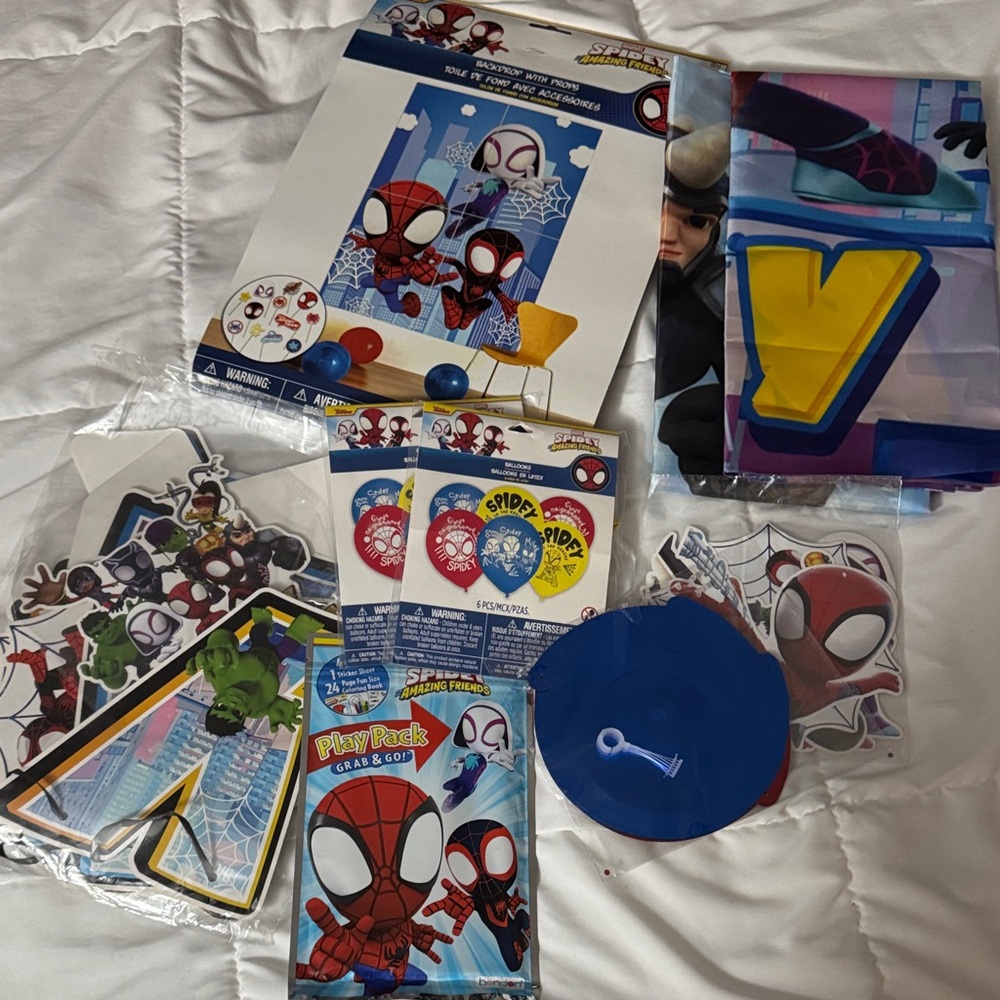 Spider-Man Party Supplies Set